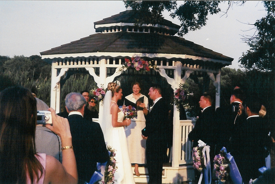 Stacys Wedding - Stacy and Larry say their Vows